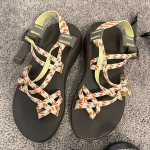 WOMENS CHACO SANDALS
